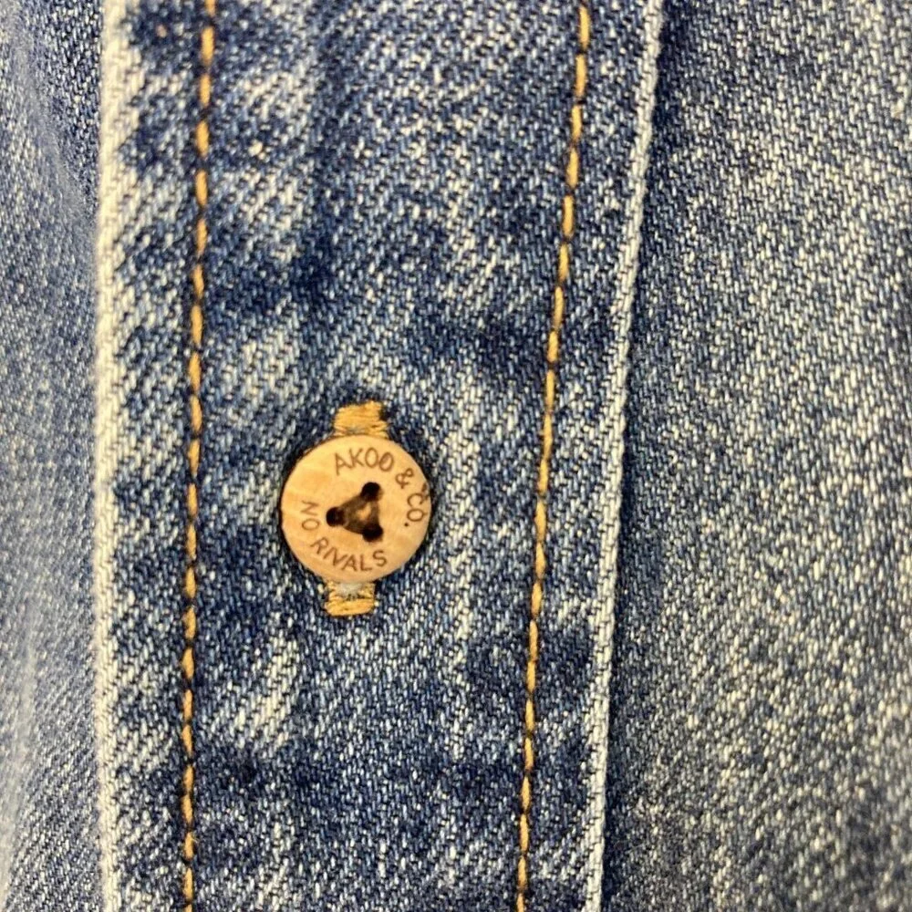 AKOO Denim Button-up Long‎ Sleeve Shirt Jacket Mens XL Distressed Jaguar Leopard